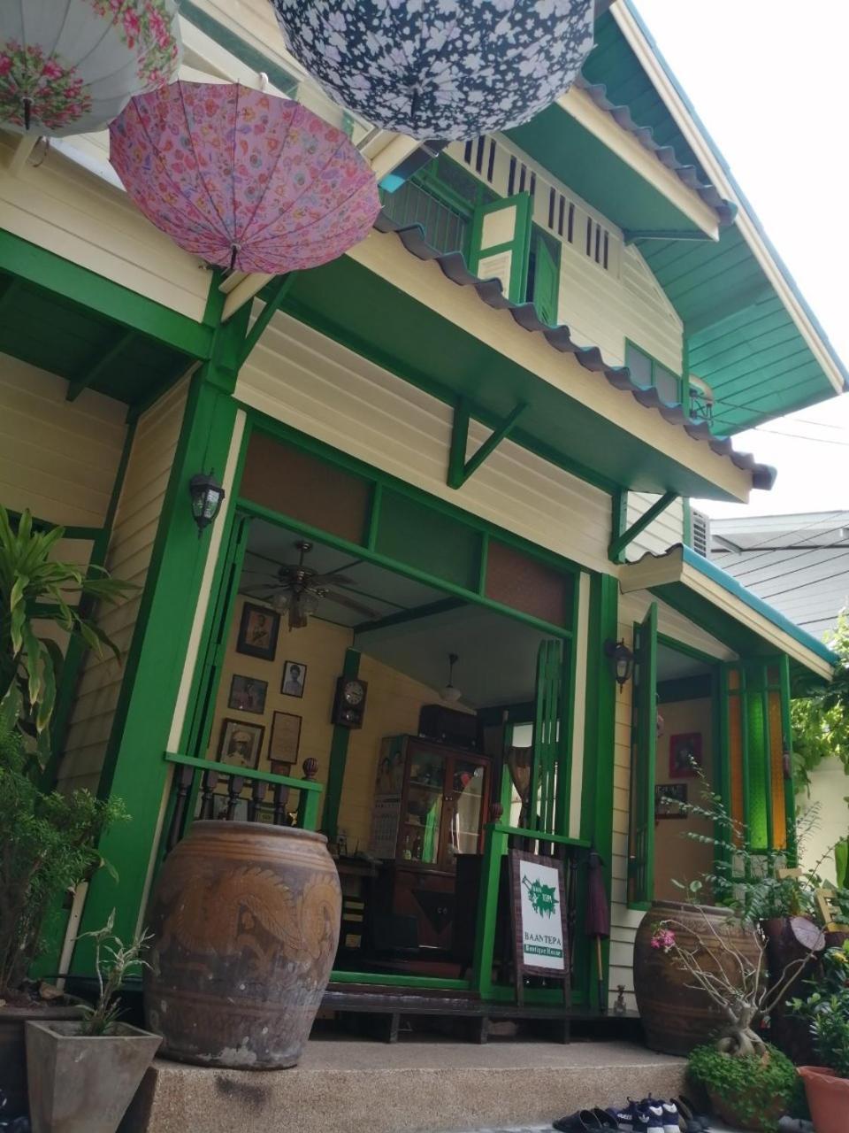 Baan Tepa Boutique House Bed & Breakfast Bangkok Ngoại thất bức ảnh
