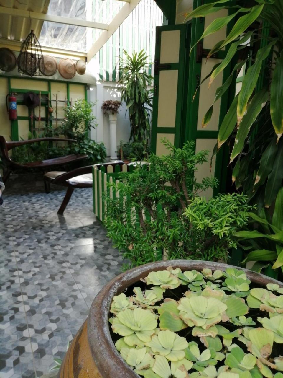 Baan Tepa Boutique House Bed & Breakfast Bangkok Ngoại thất bức ảnh