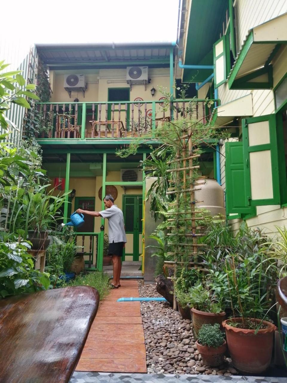 Baan Tepa Boutique House Bed & Breakfast Bangkok Ngoại thất bức ảnh